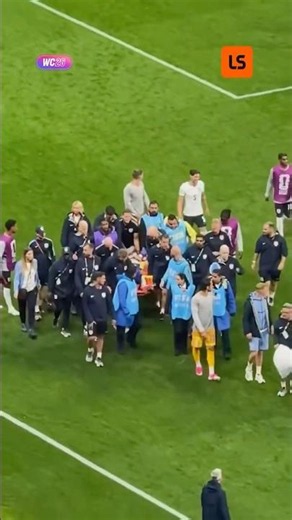 Jordan Henderson BREAKS HIS WRIST During England Celebrations 😟🤕