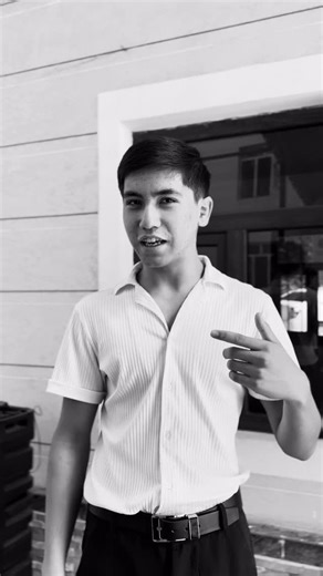 Kosimov School on Instagram: "🚀Farzandingizning orzusi - bizning vazifamiz! Farzandingiz Temurbeklar maktabida yoki harbiy oliygohda o'qishini xohlaysizmi? Uning orzulari sari ilk qadamini Kosimov School bilan boshlang! Bizning 2026-2027 o'quv yili uchun maxsus dasturimiz farzandingizni har tomonlama tayyorlaydi: ✅Yotoqxona va qulay sharoit - ota-onalar uchun tinchlik, o'quvchilar uchun intizom ✅Maktab darslari + qo'shimcha kurslar - bilimni chuqur egallash imkoniyati ✅Maxsus kitoblar va metodi