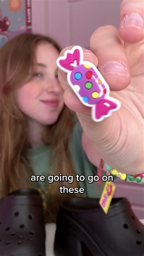 Stickers DESIGNED My New Crocs! 🤩