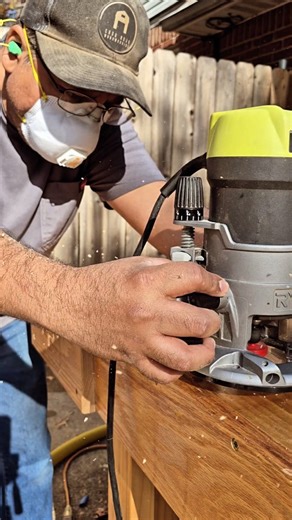 Building the front drawers for a closet upgrade. using natural oak wood for this. Remodeling a closet. see how this project goes, Like and Follow Learn how to build amazing pieces of furniture by visiting my Etsy shop. Download Woodworking plans with step by step instructions. Click in Bio or Links below DIY Plans available. click in Bio for more details or paste the following link in your browser https://etsy.me/3h3CnaR https://linktr.ee/casarojawoodworking Planos de Carpinteria y bricolaje. Li