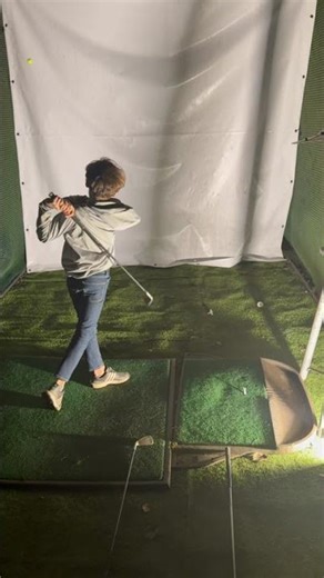 Why This Iron 8 Swing Kills the Smash Factor | TrackMan & Slow Motion Analysis