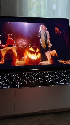 Jessica Lange's Iconic Scene in American Horror Story: Freak Show