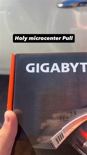 I'm Justin Cider on Instagram: "Blessings for the new year #newyear #pcparts #microcenter #nvidia"