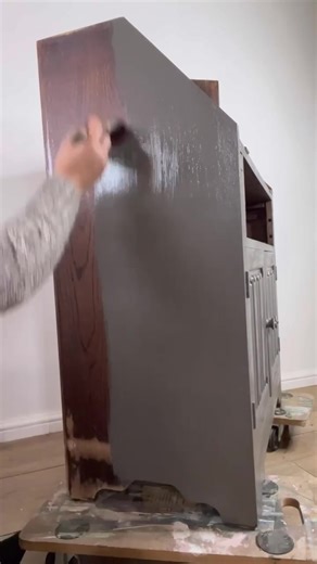 Transformed this secretary desk with a sleek modern touch using Dixie Belle Chalk Mineral Paint and chic rub-on transfers. A stunning makeover that blends style and functionality effortlessly. Find your local retailer on our website! 📸🎨: Cherubs Chalks Interiors #DixieBellePaint #BestPaintOnPlanetEarth | Dixie Belle Paint Company