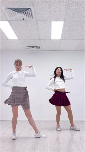 It's Me 🤟 ‪@ILLIT_official‬ #Its_Me #illit #아일릿 #kpop #kpopcover