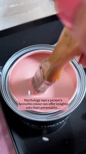 What’s your favourite colour? Can you guess what mine is… 🙊😉🌸 I’ve been a bit missing in action on insta of late, but I’m back. Lots to tell you! Thought I’d ease myself in with this little pink reel, can’t wait to show you the dahlias in our garden and our new privacy fence/trellis. My mental health is still up and down, the building works are still going on next door. I’ll report back about the cruise… but not sure cruising is for me… 🙈 Hope you’re all well and sending a big hug to anyone 