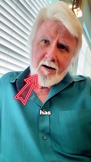 Bob Joyce and Elvis: Scar, Handwriting, and a Mystery
