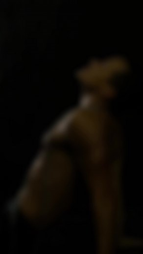 Dramatic Video Showcasing Muscular Performer