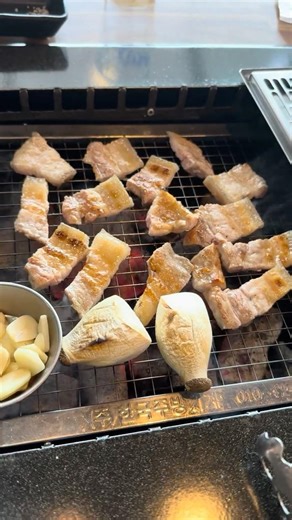 문경새재 대흥숯불 약돌돼지