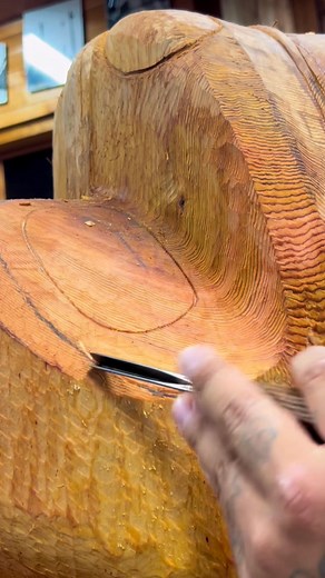 “Once more with feeling” Few more details, for the frog wall totem. Saxman totem park Project. Saxman, Alaska. #tsimshian #native #tsmsyen #tlingit #Haida #frog #saxman #totem #carving #cedar #wood | Miilgm Ts'amtii