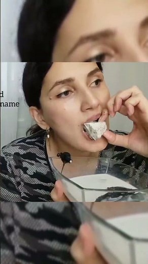 White wet chalk with clay water eating asmr by ‪@martariva7357‬ #crunchycrumbles #eatingsounds