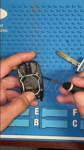 2019+ Ram Pickup key fob battery change