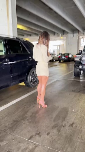 136K views · 1.7K reactions | I need your help! I must pick which video to post of Ali Lee on my ig zabumutua with the photos. I can’t decide! 2 of 7. | Web Models | Facebook