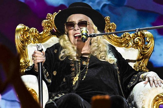 See Joni Mitchell's Rare Performance of 'Both Sides Now' — from Her Throne! — at FireAid Benefit Concert