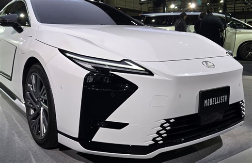 「近未来感がかっこよすぎ」モデリスタが仕上げた新型レクサス『ES』、SNSで高評価のポイントは？ 1枚目の写真・画像 | レスポンス（Response.jp）