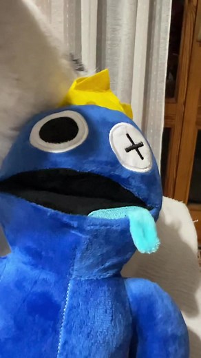 Real Life Rainbow Friends: Exploring the Rainbow World with Gatita Mandarina