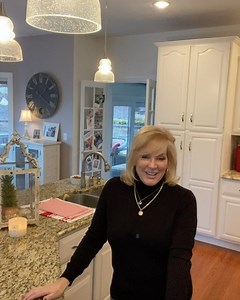 4.5K views · 110 reactions | #ad 2021 is officially here, and @boombod’s got me in that New year, New Bod Spirit  Their shot program has a ton of great reviews, are only 10 cals each and always help keep my cravings down. I definitely think this is MY year, who’s with me? Better head over to boombod.com for their Buy one get one Free Sale then! 珞 | Jill Vertes | Facebook