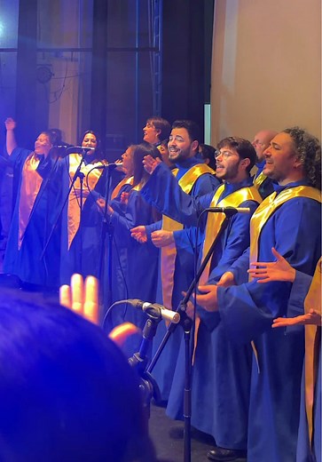 Coro Gospel in Azione: Esibizione Speciale