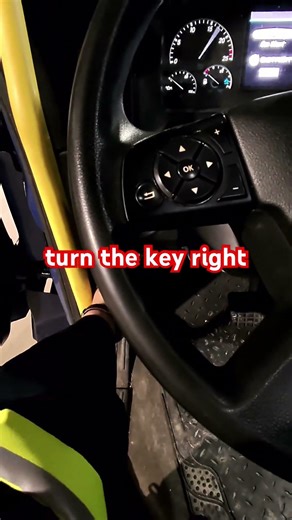 The DUMBEST way to start a brand new FREIGHTLINER CASCADIA…(stupid engineering) #frieghtliner