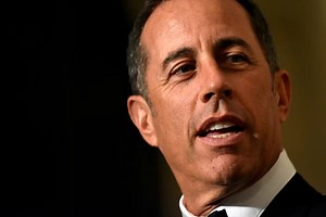 La historia de Jerry Seinfeld: su obsesión por los Porsche y el día que vendió un auto flojo de papeles