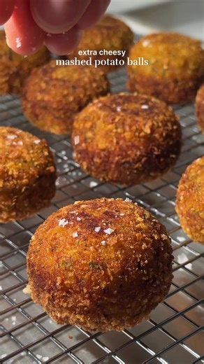 Delicious Vegan Mashed Potato Balls Recipe