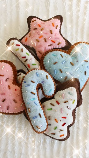 Tanya | Decor, DIY & Thrifting | A complement to the DIY felt gingerbread house ornaments I showed you earlier, these DIY felt cookie ornaments (I guess technically DIY... | Instagram