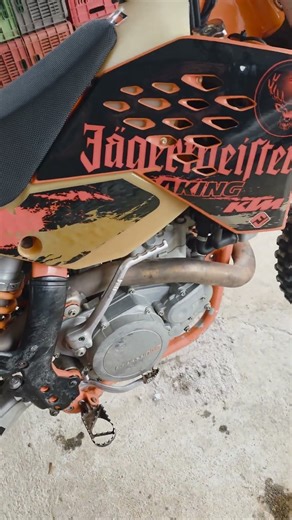 KTM 530/450 2008-2011 with Dirt Tricks camchain tensioner sound comparison