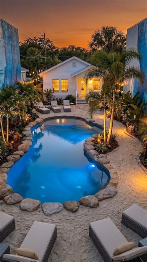 Tropical Courtyard Pool Paradise | Stunning Backyard Oasis Design