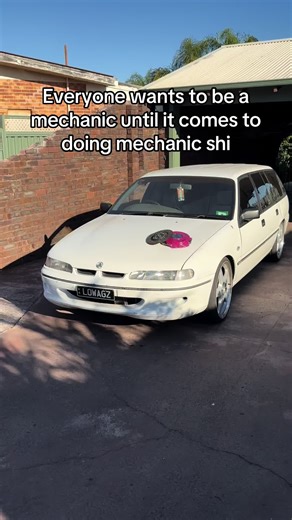 Life as a Mechanic in Australia: Challenges and Rewards