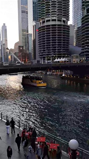 Visit Chicago on Reels