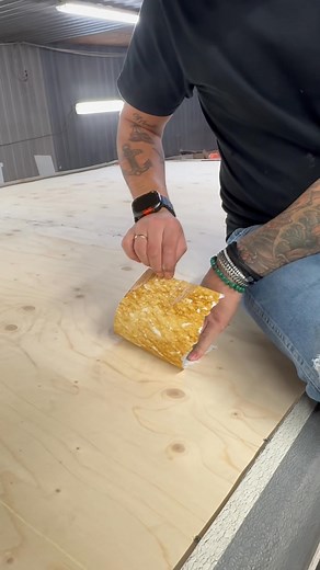 Partie 3 – Toit de VR : astuces et conseils pratiques! On poursuit la série sur les toits de VR! Dans cette troisième partie, on parle de techniques d’entretien, de produits à privilégier, et surtout d’erreurs à éviter pour prolonger la vie de votre toit. 👉 Restez jusqu’à la fin pour nos astuces exclusives VR Normand Mailloux! #VRNormandMailloux #InspectionVR #ToitDeVR #CapsuleConseil #EntretienVR #camping #preventioninfiltration #roulotte #inspection | V.R. Normand Mailloux