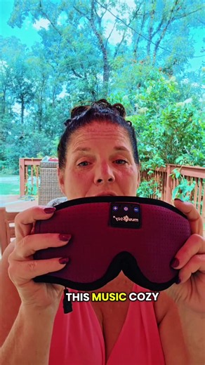 Make resting while traveling more comfortable with the MUSICOZY 3D Bluetooth sleep mask. It helps reduce surrounding light while the built-in speakers play music, white noise, or relaxing sleep sounds from your phone. #MUSICOZY #BluetoothSleepMask #3DSleepMask #TravelEssentials #TravelSleepMask