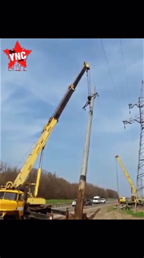 @crash_before_cubicles | 🇷🇺 When you boom down (lower the boom angle) on a mobile crane, the safe working load limit (also called rated capacity or SWL) decreases.... | Instagram