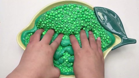 ¿Qué pasa al presionar esta red y slime rojo?