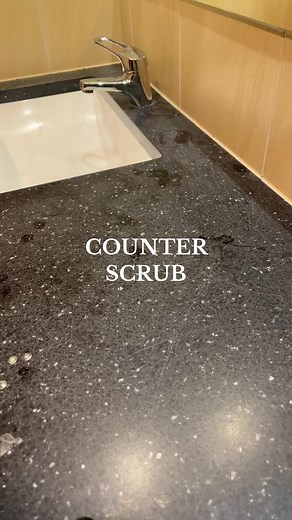 Sudsy Counter Scrub for a Clean and Satisfying Experience