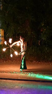 Pyrodanza artist @GoryBowie fire staff juggling performance. Music Wonky by Troiboy. #pyrodanza #firedance #firedancer #firedancing #fireshow #juggling #flowarts #malabares #malabares #con #malabaresconfuego #staffjuggling | Pyrodanza
