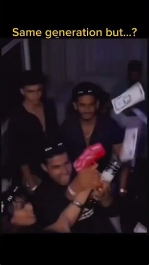 support me guys 🥺💔 #art #painting #drawing #colourful #chalkart #wallart #mahadev #shivshankar