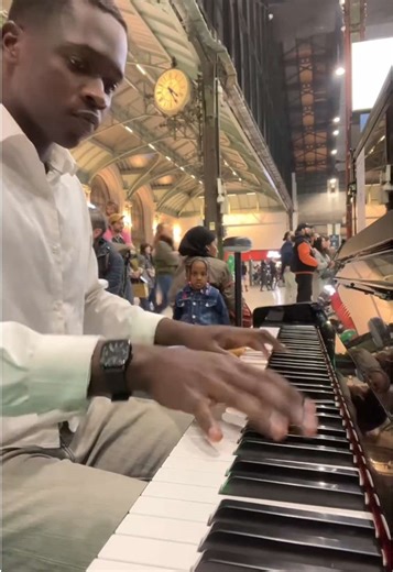 Playing Piano at the Train Station: A Unique Experience