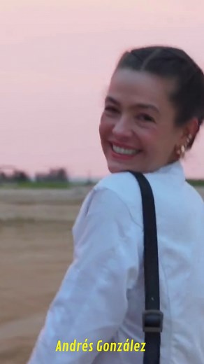 ¡Te extrañaremos mucho, Mich! 🥹💔 Tu determinación y disciplina en #MasterChefCelebrityColombia son de admirar. Gracias por ser parte de esta aventura. 😍 ¿Con qué mensaje despedirías a la actriz?👇👇 #MasterChefCelebrity #michellerouillard #fyp #viral | Andrés González