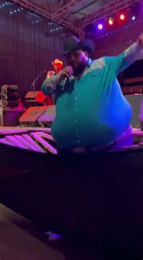 Musician epic fail eso le pasó por andar jugando