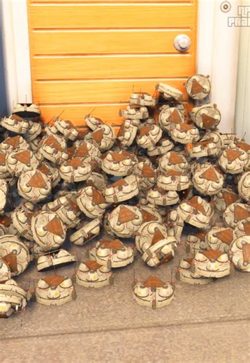 Nuclear bomb prank on the Vault-Tec Rep 💣⚙️ #fallout #fallout4 #gaming