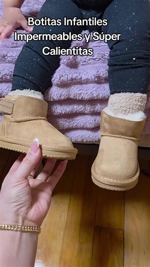 Estas botitas infantiles son ideales para mantener los pies de tu peque calientitos y protegidos en días fríos. Su diseño impermeable evita que la humedad entre, mientras que el interior afelpado brinda una comodidad increíble. La suela antideslizante ofrece seguridad en cada paso, y su ajuste cómodo las hace perfectas para uso diario, lluvia o invierno. #TikTokShopBlackFriday