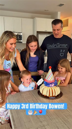 Happy 3rd Birthday Bowen! His birthday was extra sweet w/ a ‪@NothingBundtCakes‬ & a trip to the beach