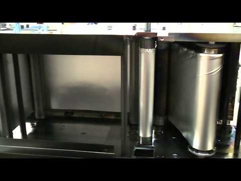 Roll-to-roll magnetron sputtering: design, project and contruction of a sputtering machine