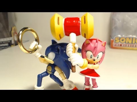 Figure Reviews: Amy with Hammer and Sonic with Rings -- Jazwares