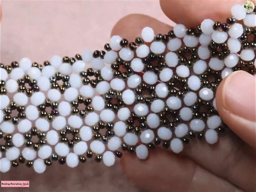 How to make Easy Beaded Bracelet with Only Ronddolle Crystal and Seedbeads Tutorial 🛠 Materials 👇 🟣 Rondolle crystal 3,4 mm 🟣 seedbeads 9,0 🟣 toggel clasp 🟣 wire guard 🟣 beading needle no11 🟣 beading thread 0,20 mm | Wedding Decoration Ideas