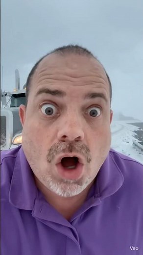 I almost went over a cliff in Alaska #trucksimulator #alaskanroadtruckers #truckdrivers