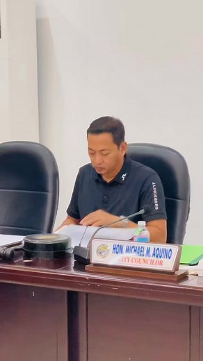 Happy Tuesday, Distrito Uno! 🙌Tuloy-tuloy ang ating pagtatrabaho sa Sangguniang Panlungsod ng Malolos bago tayo opisyal na maupo sa Kapitolyo bilang inyong bagong Boses sa Konseho! Mahal na mahal ko po kayo 💙🧡 #BokalMA #BOSESatMALASAKIT | Michael Aquino