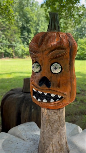 Weird and Spooky are such a fun combination. #chainsawcarving #woodcarving