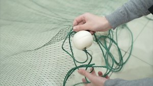 6.5 x 33 Ft Polyethylene Fishing Net 0.59 Mesh Fishing Gill Nets Green Seine Net for Fishing Gear and Equipment with PVC Foam Float Casting Net for Ponds, Creeks, Rivers